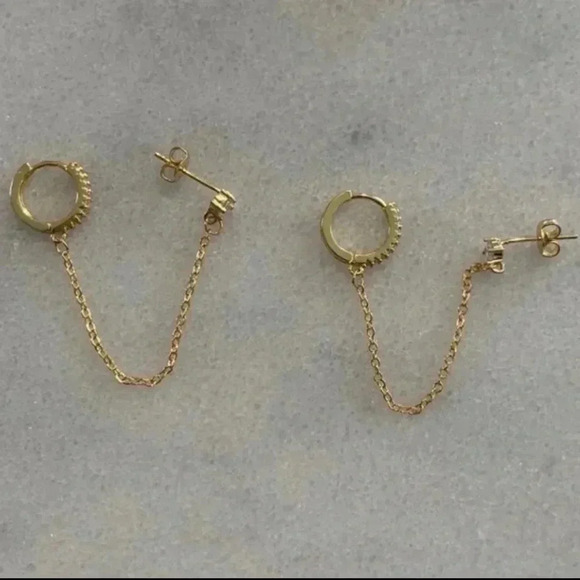 Gold Crystal Double Hoop Stud Chian Earrings 

Brand New - Picture 3 of 3